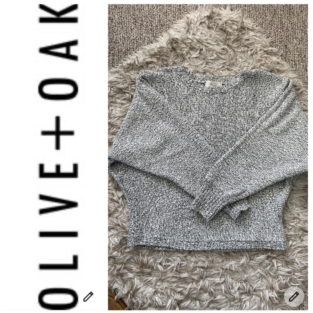 Olive & Oak Heathered  Grey Sweater EUC